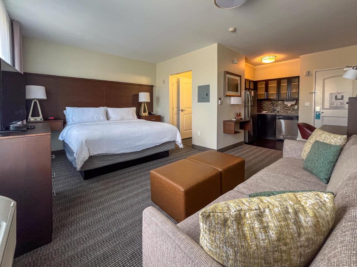 King Studio Suite - Hearing Accessible/Non-Smoking at Staybridge Suites Carlsbad by IHG