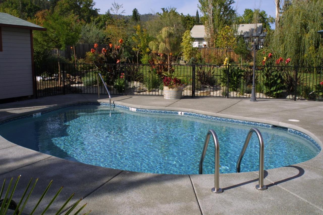  | Arden Forest Inn