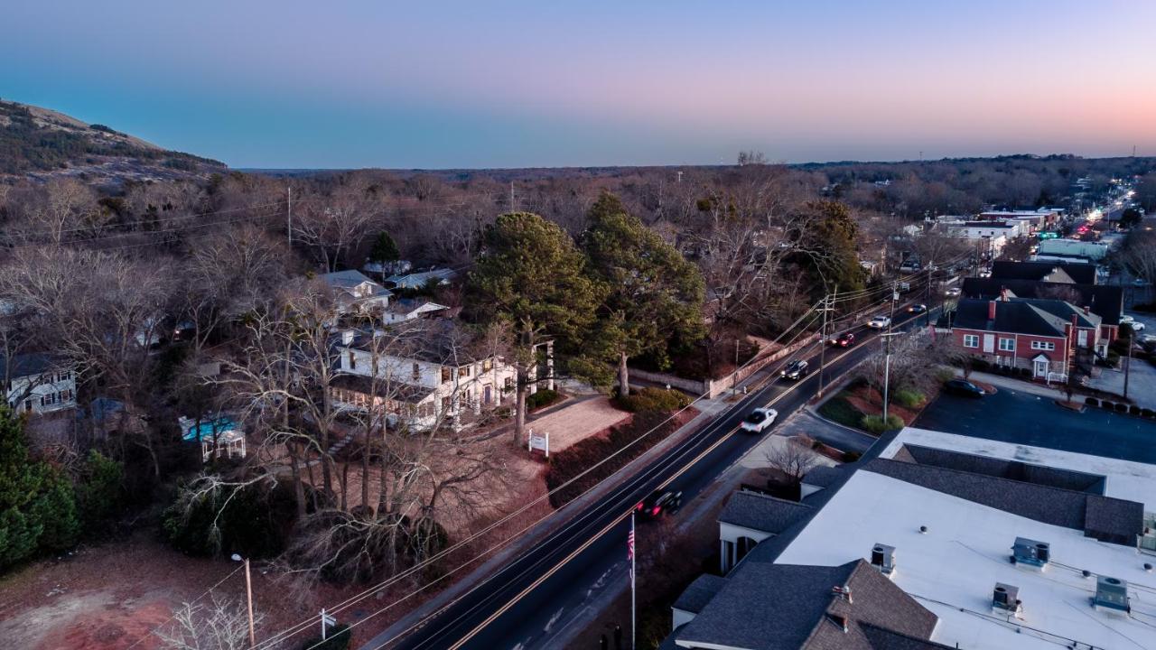  | Stone Mountain Manor