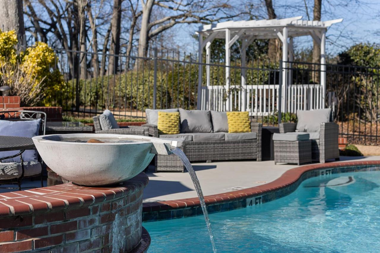  | Stone Mountain Manor