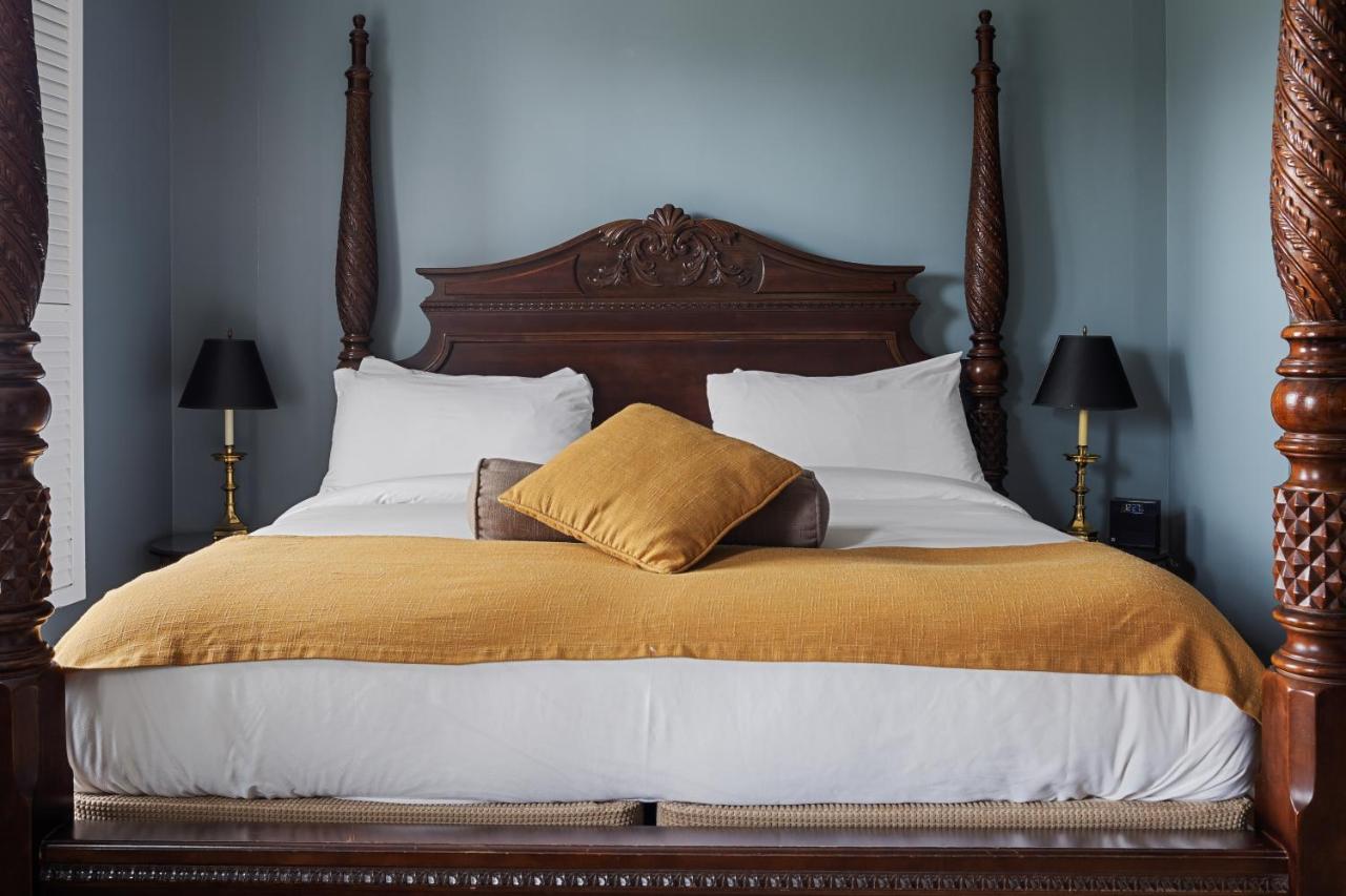  | Stone Mountain Manor