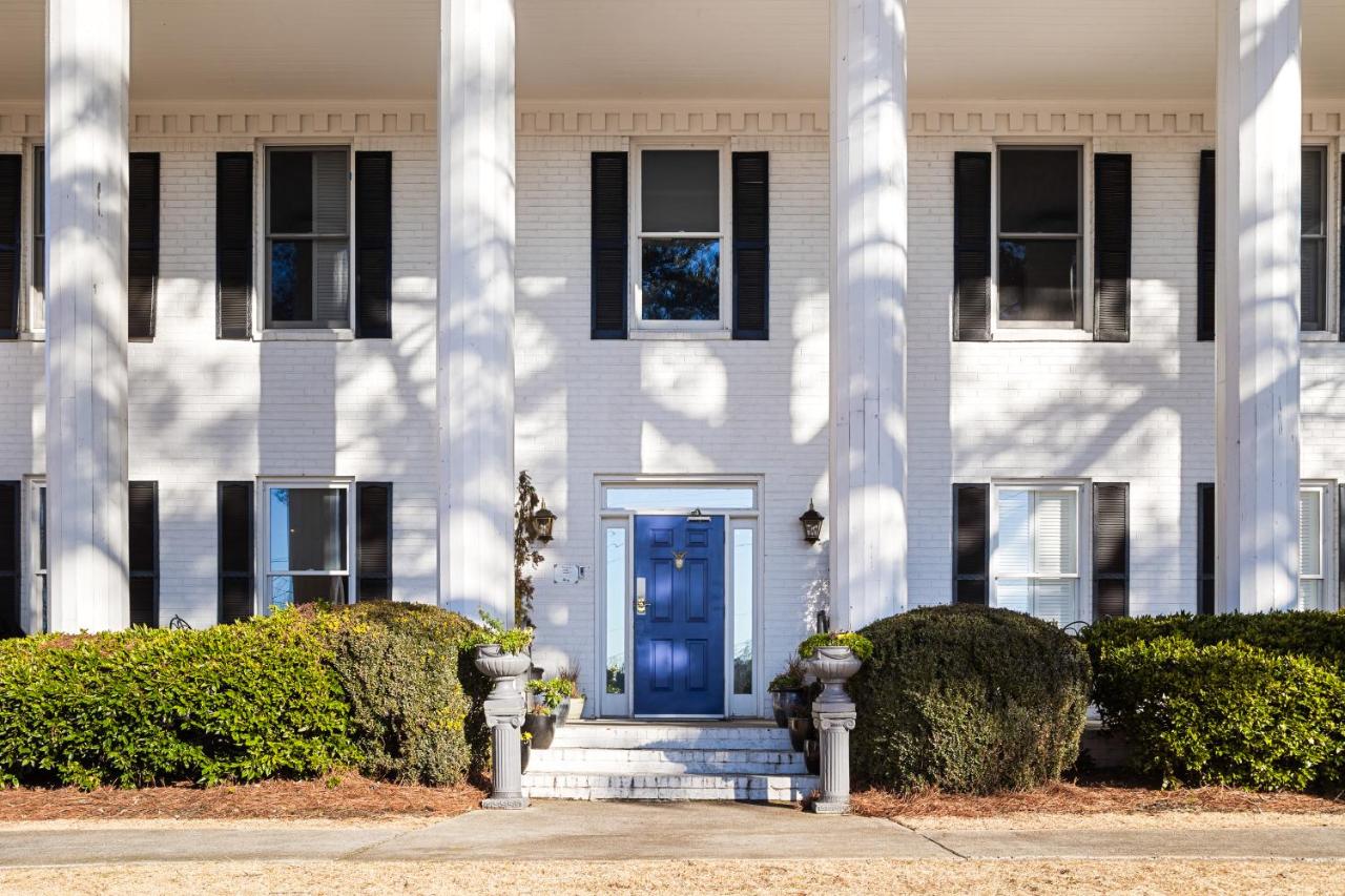  | Stone Mountain Manor