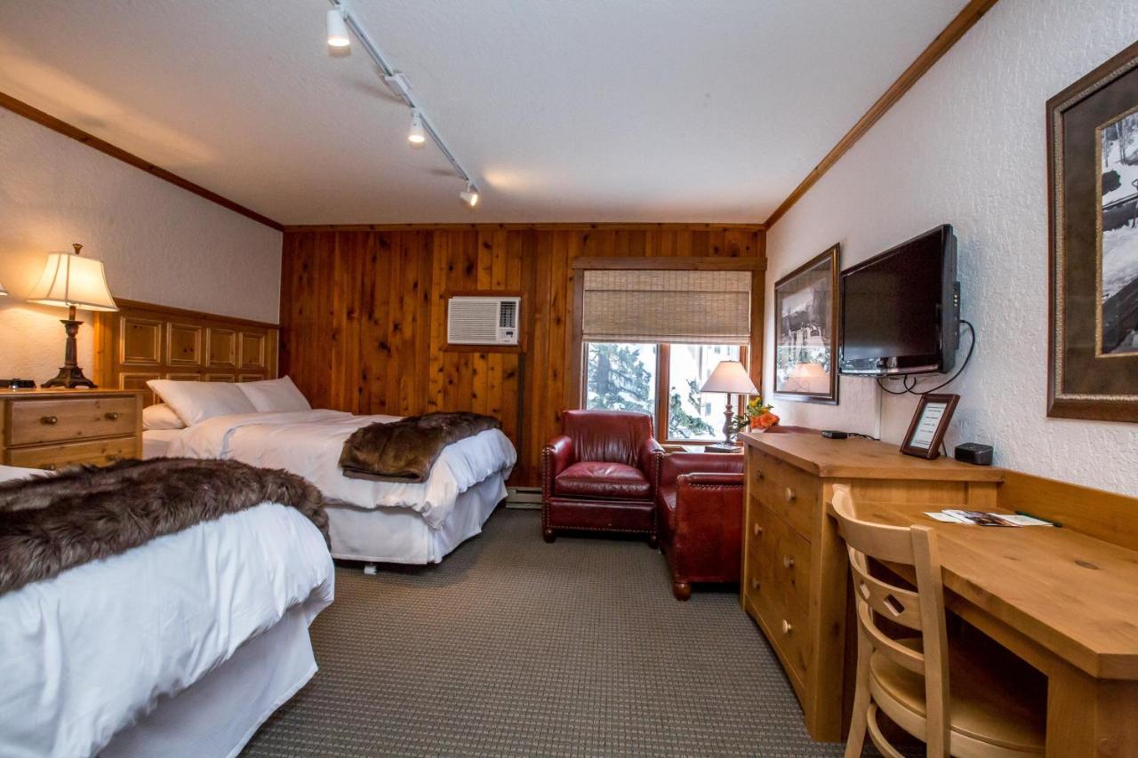 Deluxe Queen Room at Kandahar Lodge at Whitefish Mountain Resort