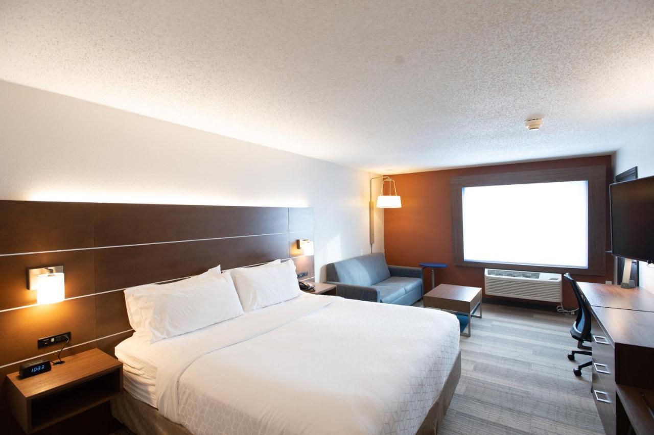 | Holiday Inn Express Houghton-Keweenaw, an IHG Hotel