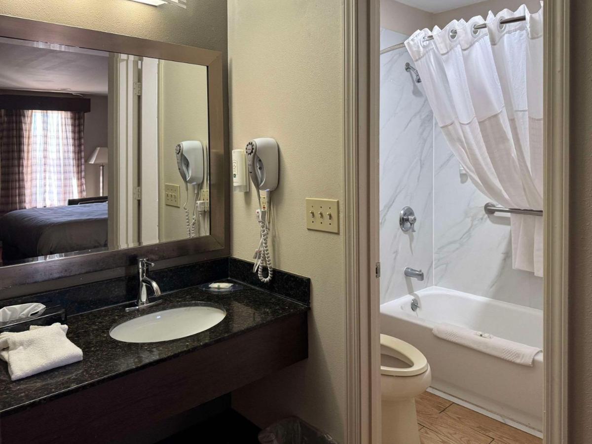Double Room with Two Double Beds - Non-Smoking at Quality Inn Lagrange East I-85