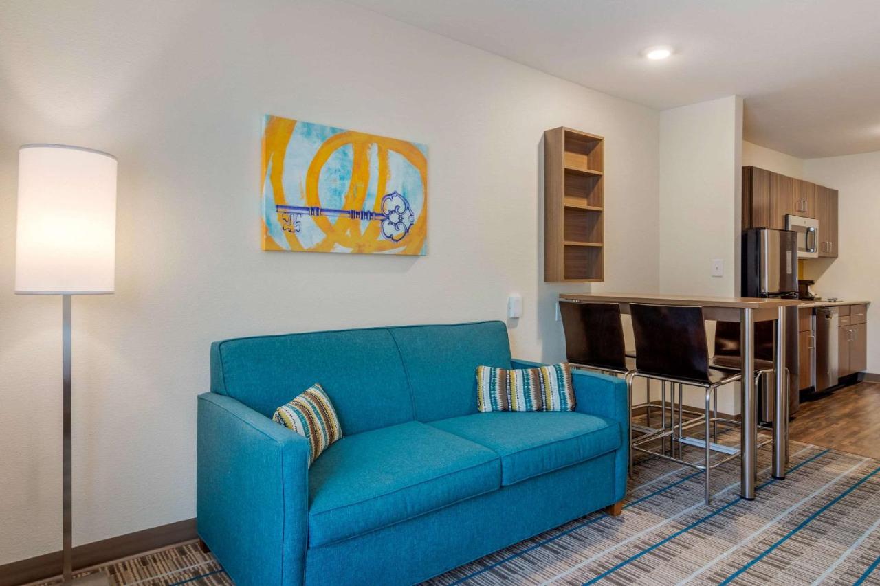 Queen Suite with Sofa Bed - Non-Smoking at MainStay Suites Newnan Atlanta South