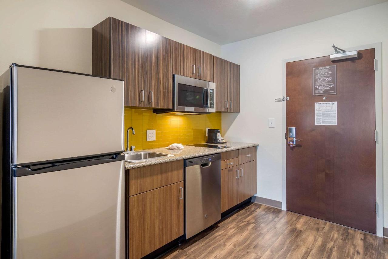 Queen Suite with Sofa Bed - Non-Smoking at MainStay Suites Newnan Atlanta South