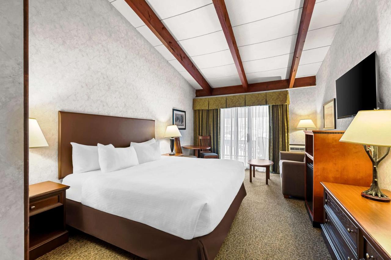 King Room - Second Floor at Best Western Adirondack Inn