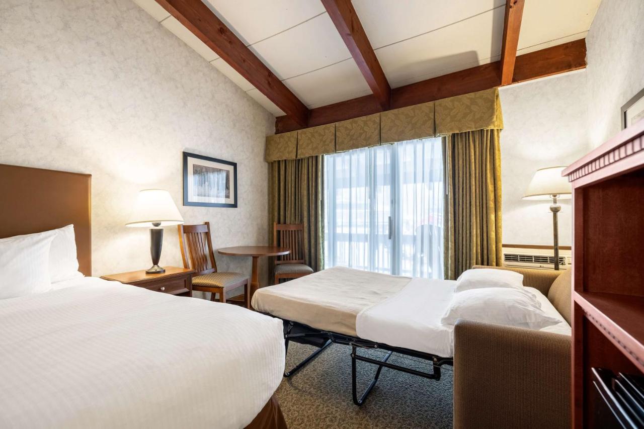 King Room - Second Floor at Best Western Adirondack Inn