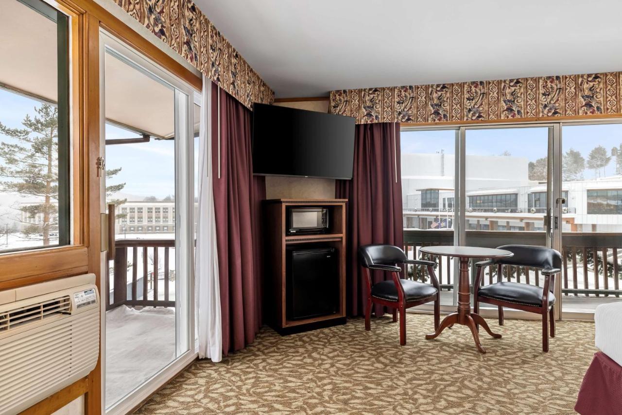 Queen Suite with Two Queen Beds and Balcony at Best Western Adirondack Inn