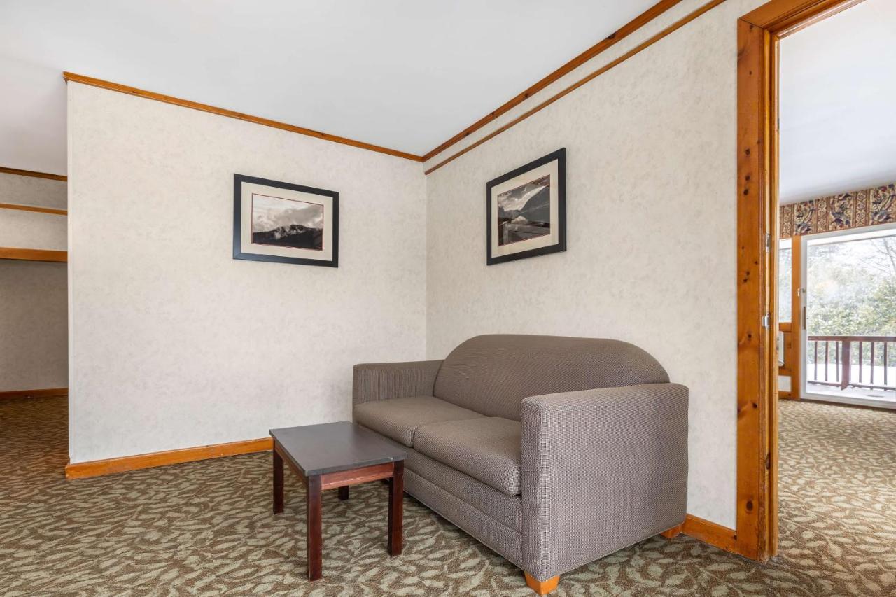| Best Western Adirondack Inn