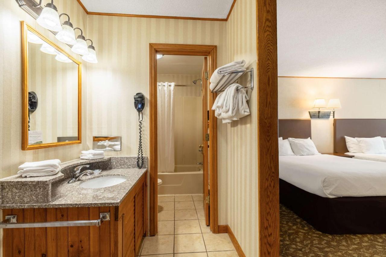 | Best Western Adirondack Inn