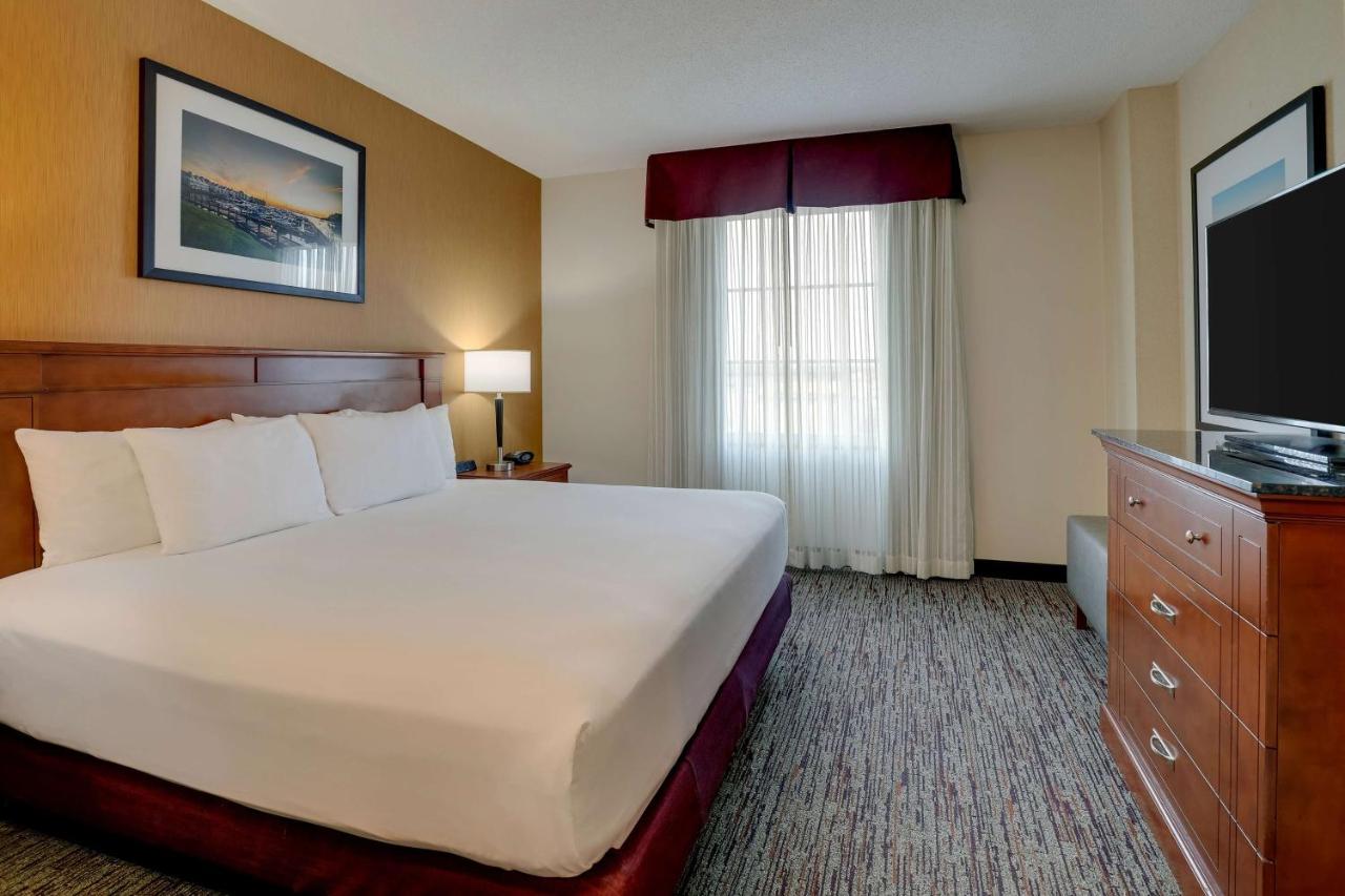 King Suite with Sofa Bed at Drury Inn & Suites Charlotte Northlake