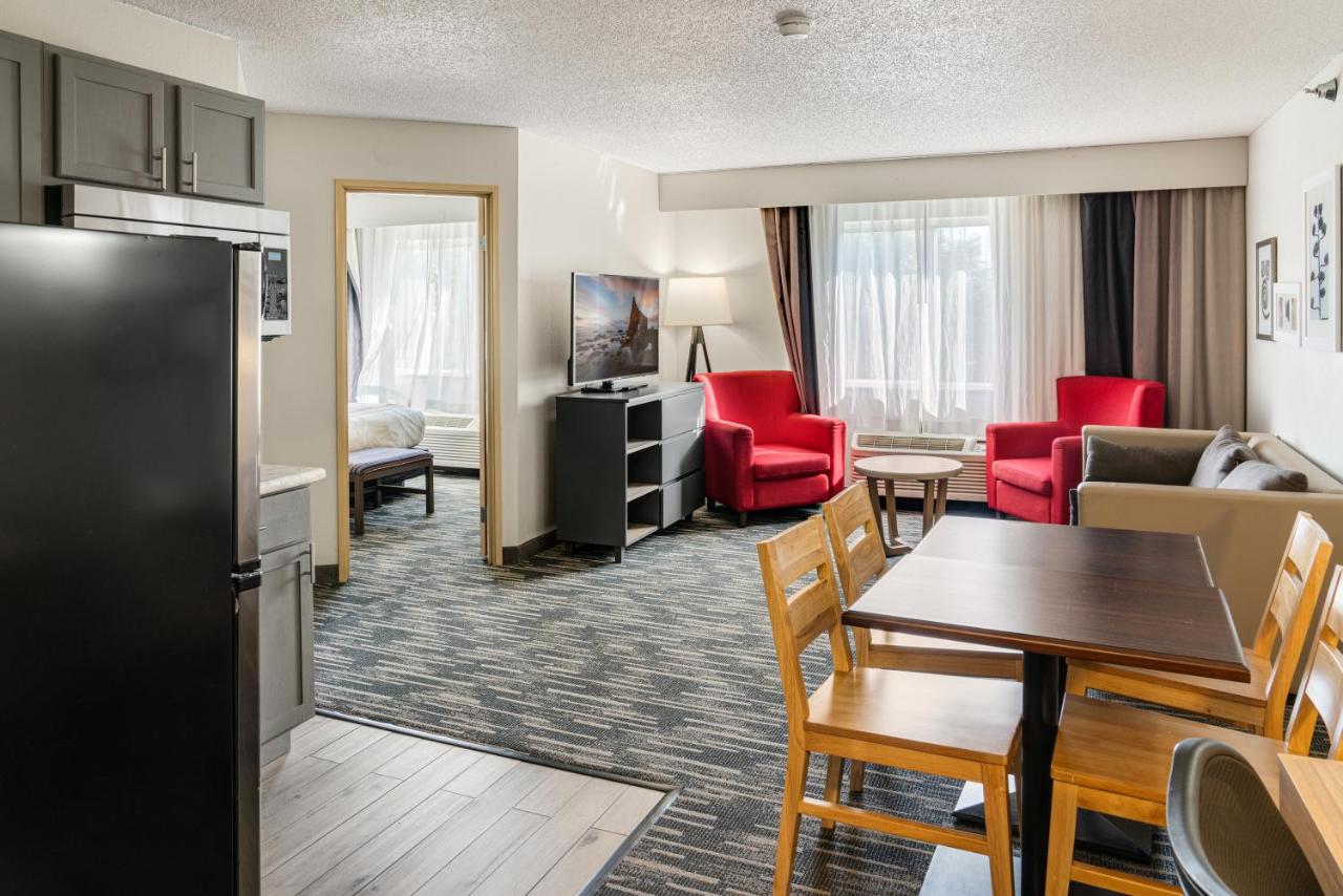 Extended Stay Two-Bedroom Suite with One King and Two Queen Beds - Kitchenette/Non-Smoking at Country Inn & Suites by Radisson, Brookings, SD