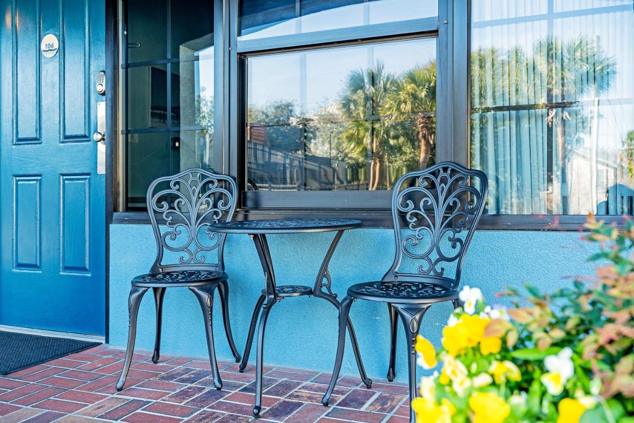  | Beachside Inn