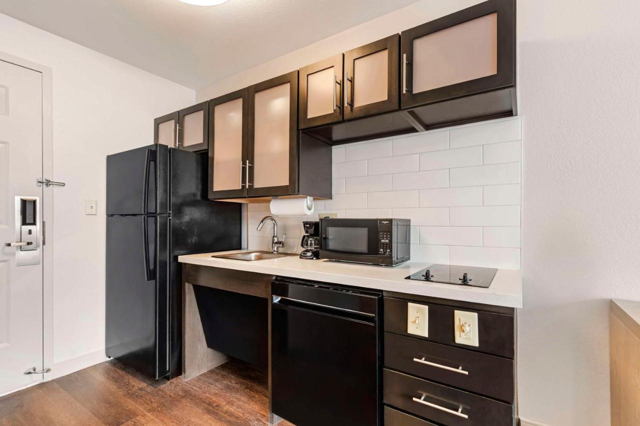  | Sonesta Simply Suites Baltimore BWI Airport