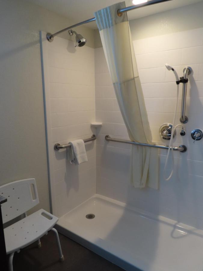 King Suite with Accessible Rooms - Accessible/Non-Smoking at MainStay Suites Denver International Airport