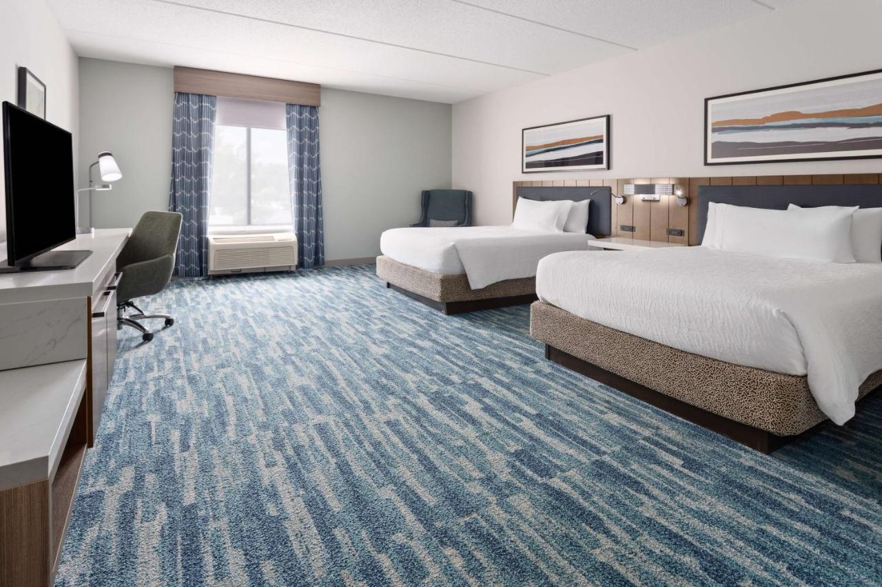 Queen Room with Two Queen Beds and Bath Tub - Disability Access at Hilton Garden Inn Winston-Salem/Hanes Mall