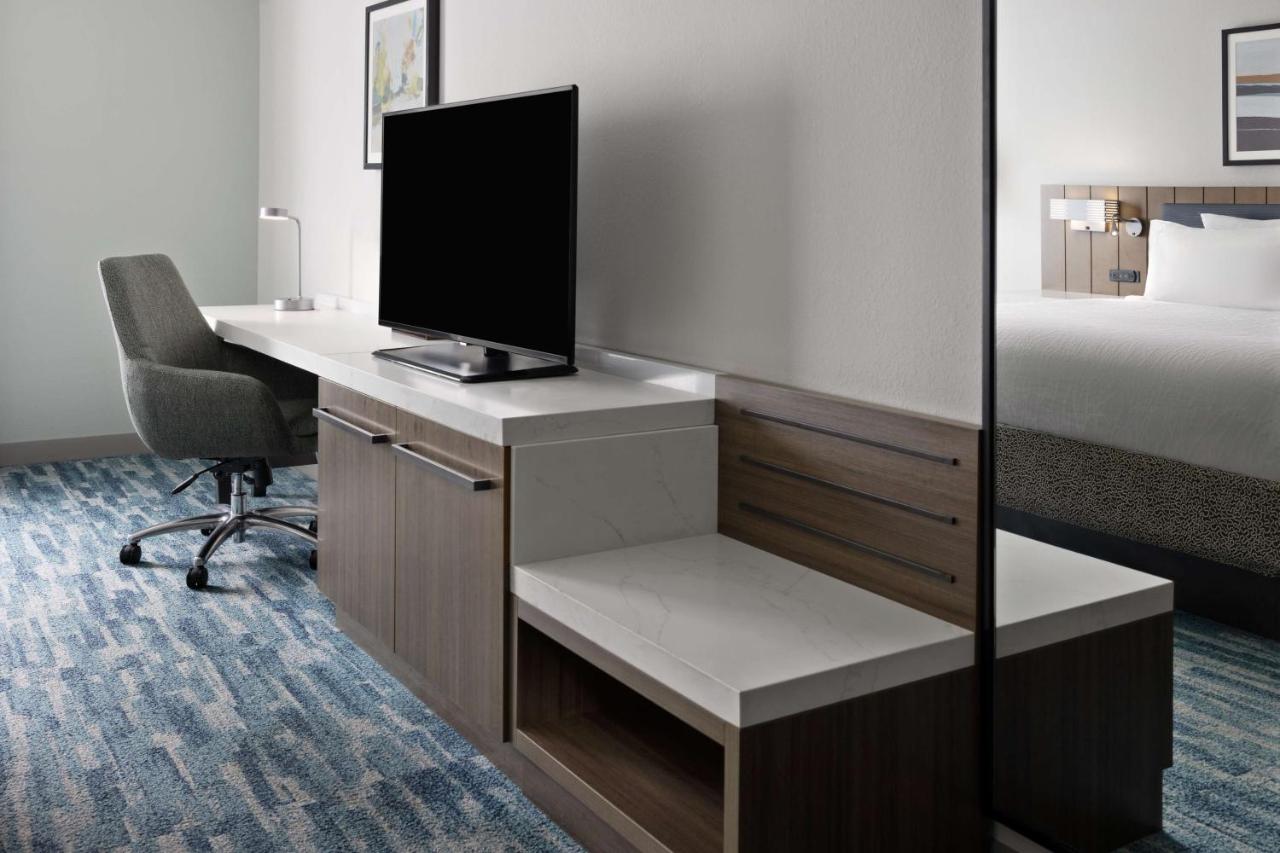 King Room - Evolution at Hilton Garden Inn Winston-Salem/Hanes Mall