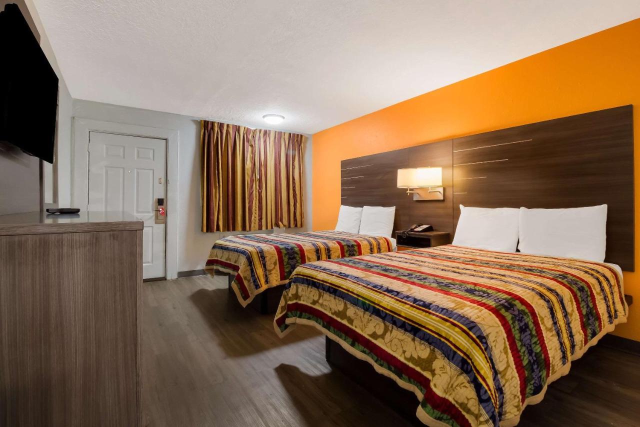 | Midtown Inn