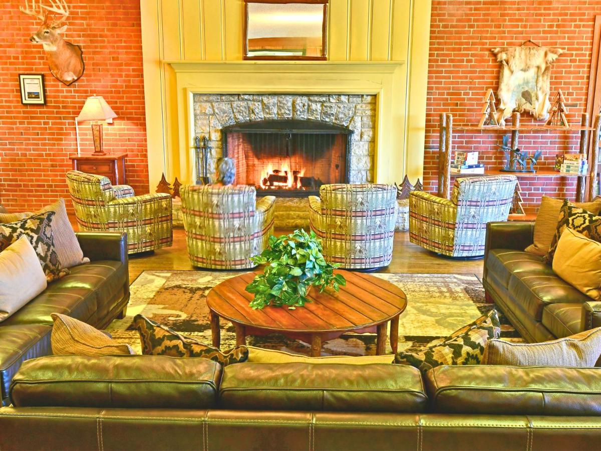 | Clifty Inn