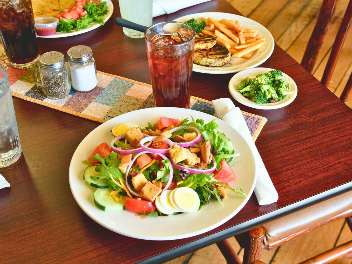| Clifty Inn