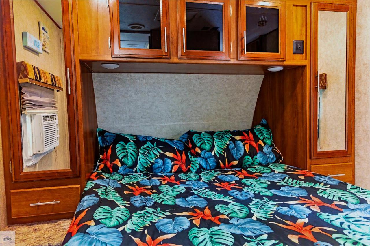  | Blue Dolphin Inn and Cottages