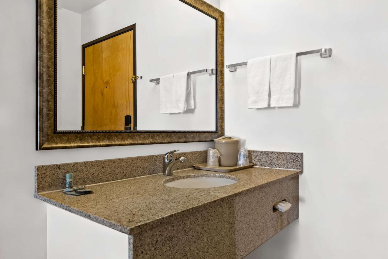 Best Western Liberty Inn