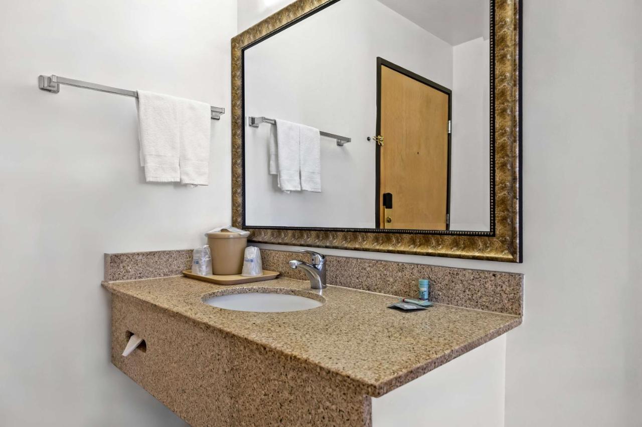 Best Western Liberty Inn