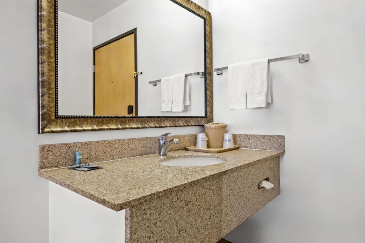 Best Western Liberty Inn