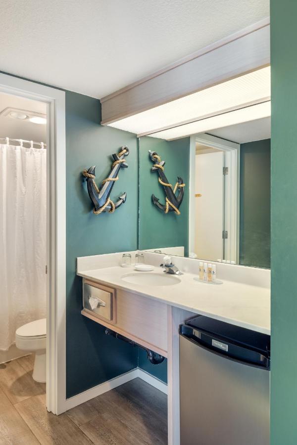 | Surftides Hotel