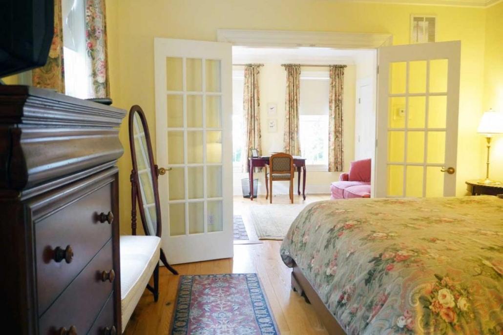 | Compass Rose Inn
