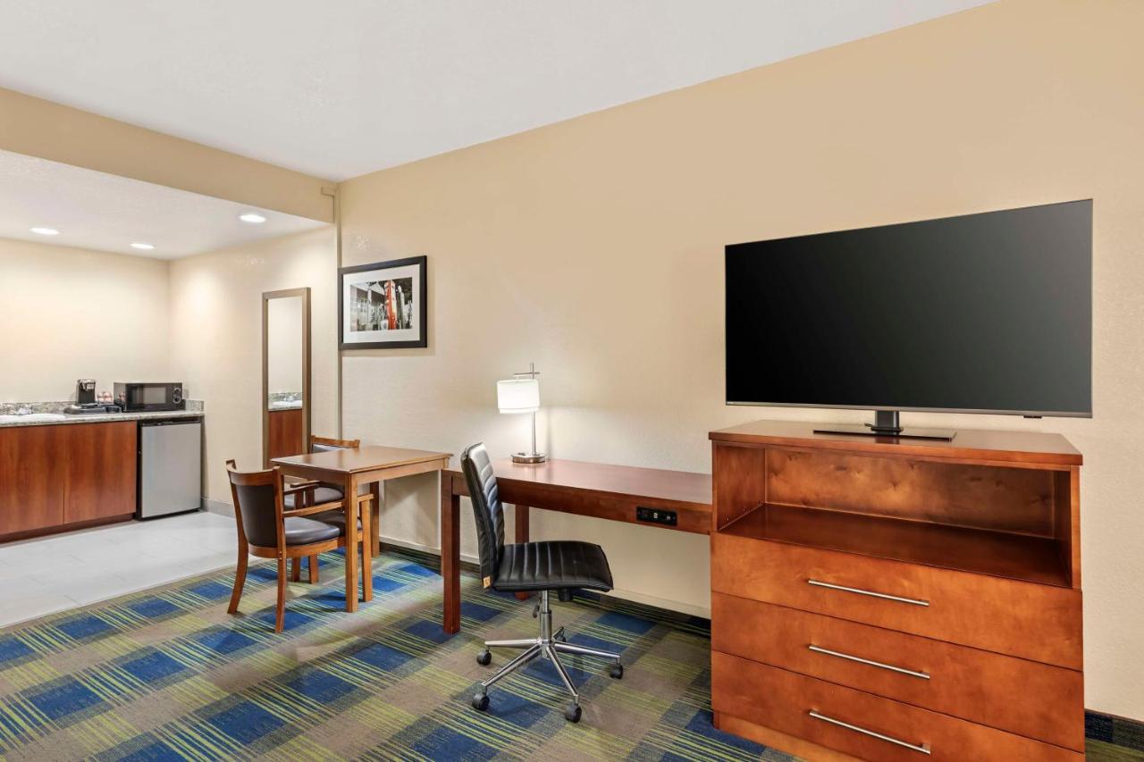 | Best Western Plus Heritage Inn Ontario Rancho Cucamonga
