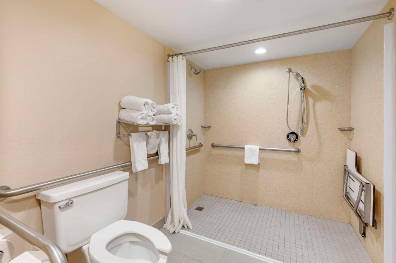 Queen Room with Two Queen Beds and Mobility Accessible Roll-In Shower at Best Western Plus Heritage Inn Ontario Rancho Cucamonga