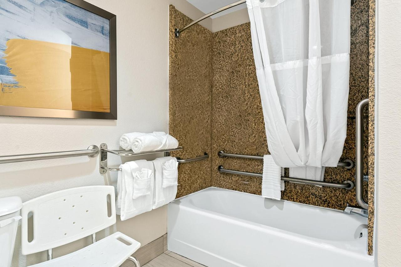 King Suite - Accessible/Non-Smoking at Comfort Suites Augusta Riverwatch