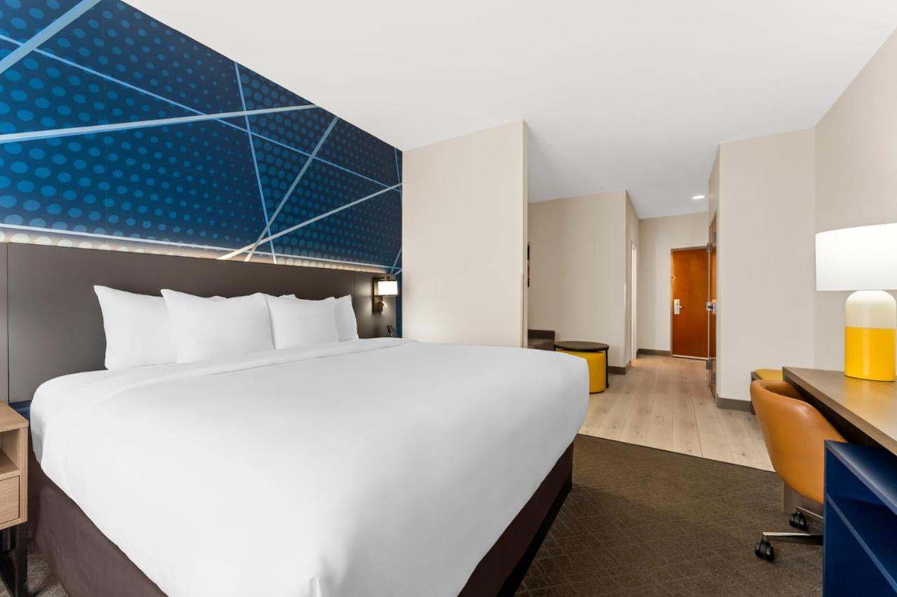 King Suite - Non-Smoking at Comfort Suites Augusta Riverwatch
