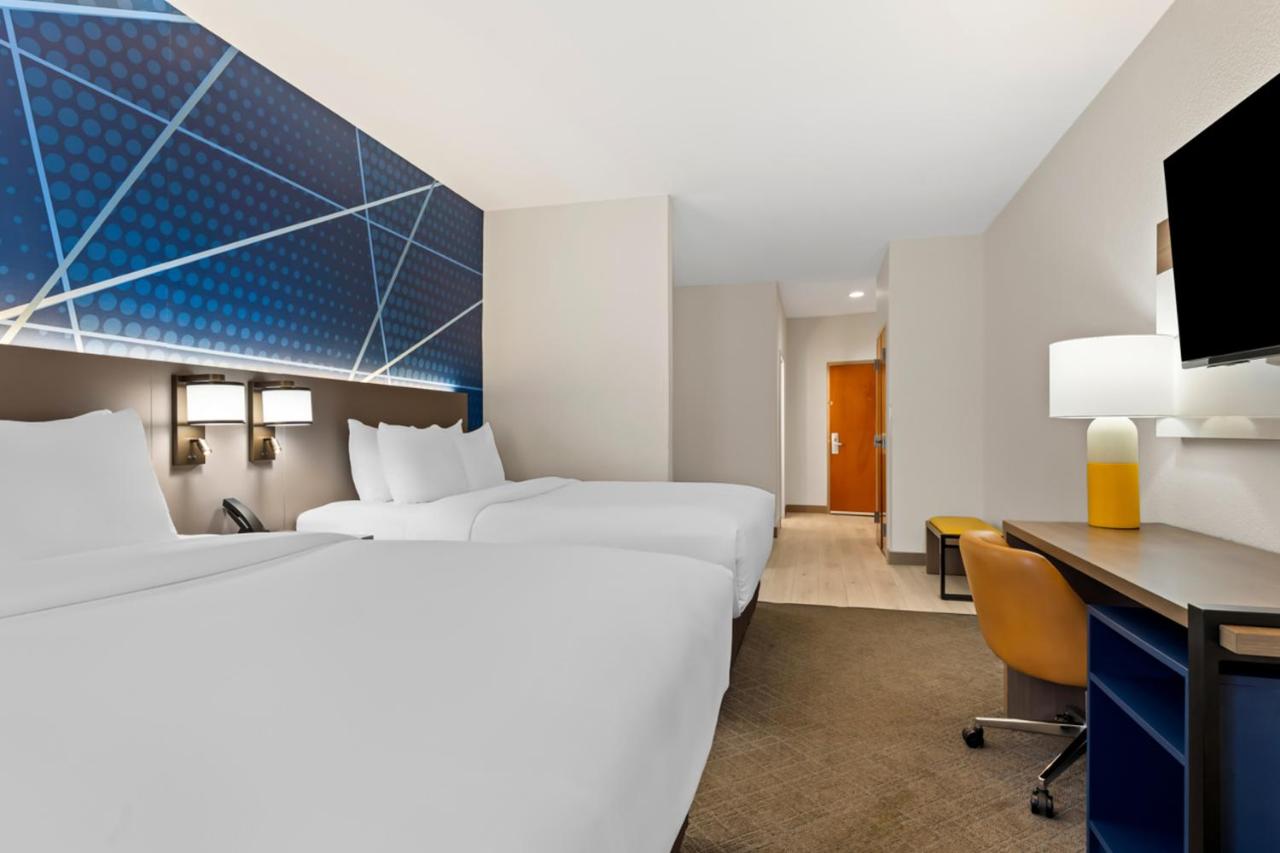 Queen Suite - Non-Smoking at Comfort Suites Augusta Riverwatch