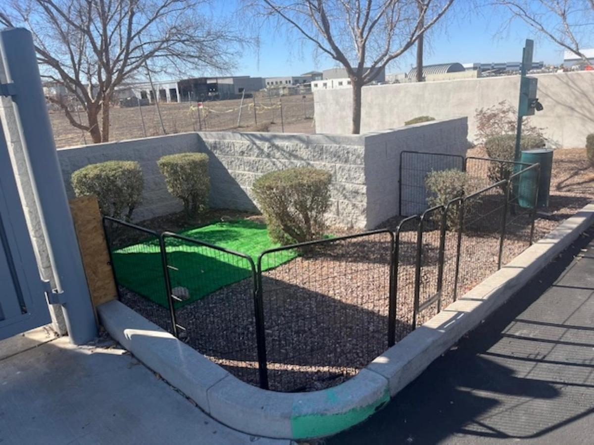 | Legacy Inn & Suites