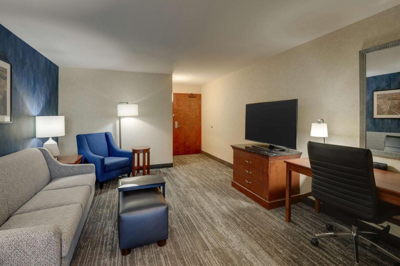 King Suite with Soda Bed - High Floor at Drury Inn & Suites Mt. Vernon