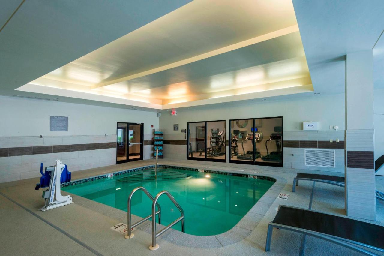| Courtyard Worcester