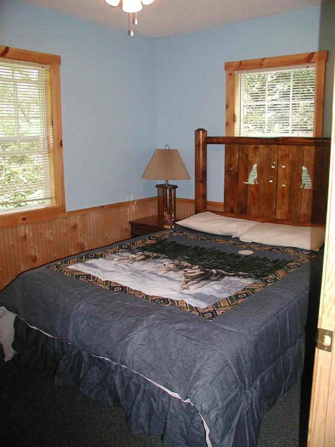 | Nantahala Cabins