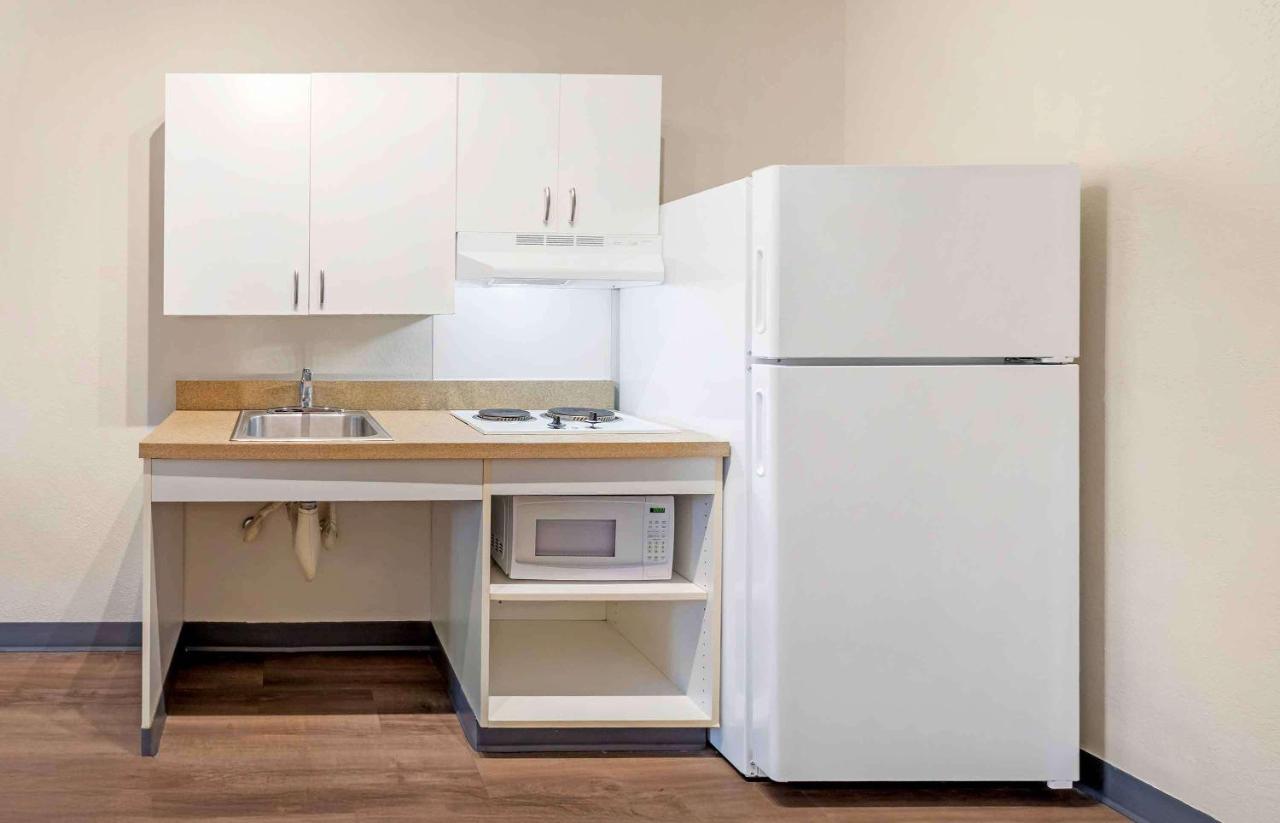Queen studio with 1 Queen Bed - Disability Access/Non-Smoking at Extended Stay America Suites Asheville Tunnel Rd