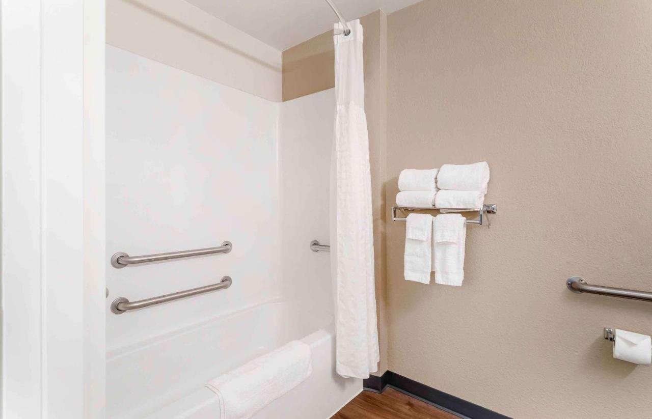 Queen studio with 1 Queen Bed - Disability Access/Non-Smoking at Extended Stay America Suites Asheville Tunnel Rd