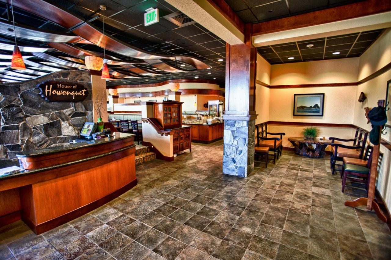 | Lucky 7 Casino & Hotel (Howonquet Lodge)