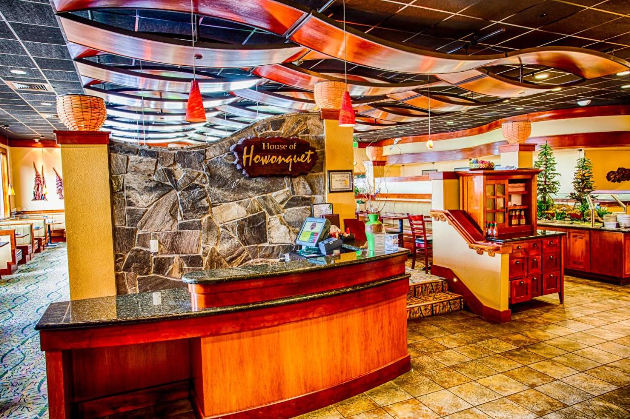 | Lucky 7 Casino & Hotel (Howonquet Lodge)
