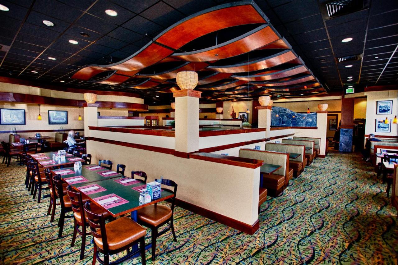 | Lucky 7 Casino & Hotel (Howonquet Lodge)