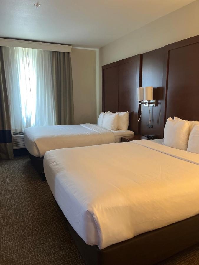 Queen Suite with Two Queen Beds - Accessible/Non-Smoking at Comfort Suites Denver International Airport