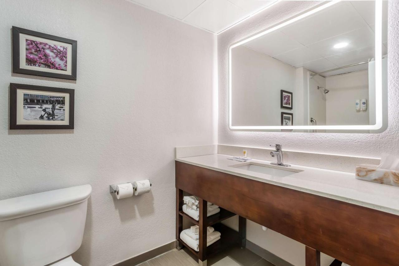 Queen Room with Two Queen Beds - Non-Smoking at Comfort Inn Charlotte Airport Uptown