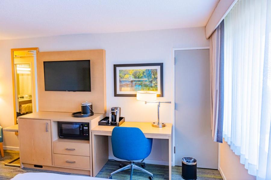 | The Inn at Longwood Medical