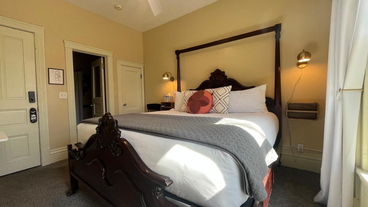 | Stone Gables Inn